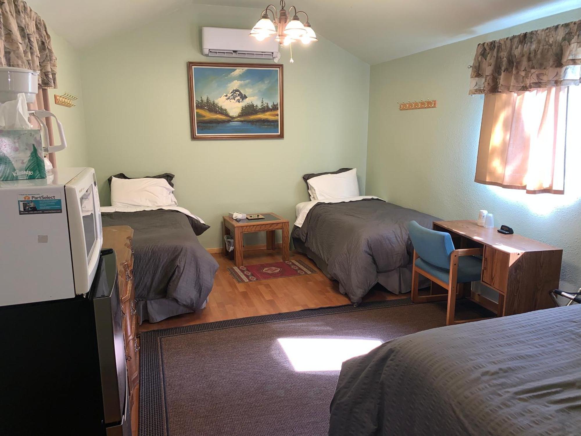 Glacier Haven Inn Пиннакл Экстерьер фото