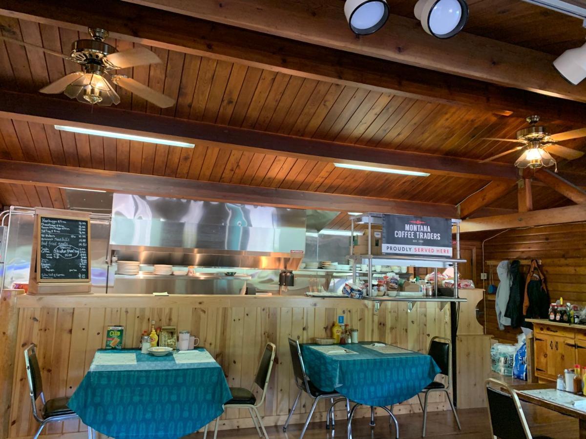 Glacier Haven Inn Пиннакл Экстерьер фото